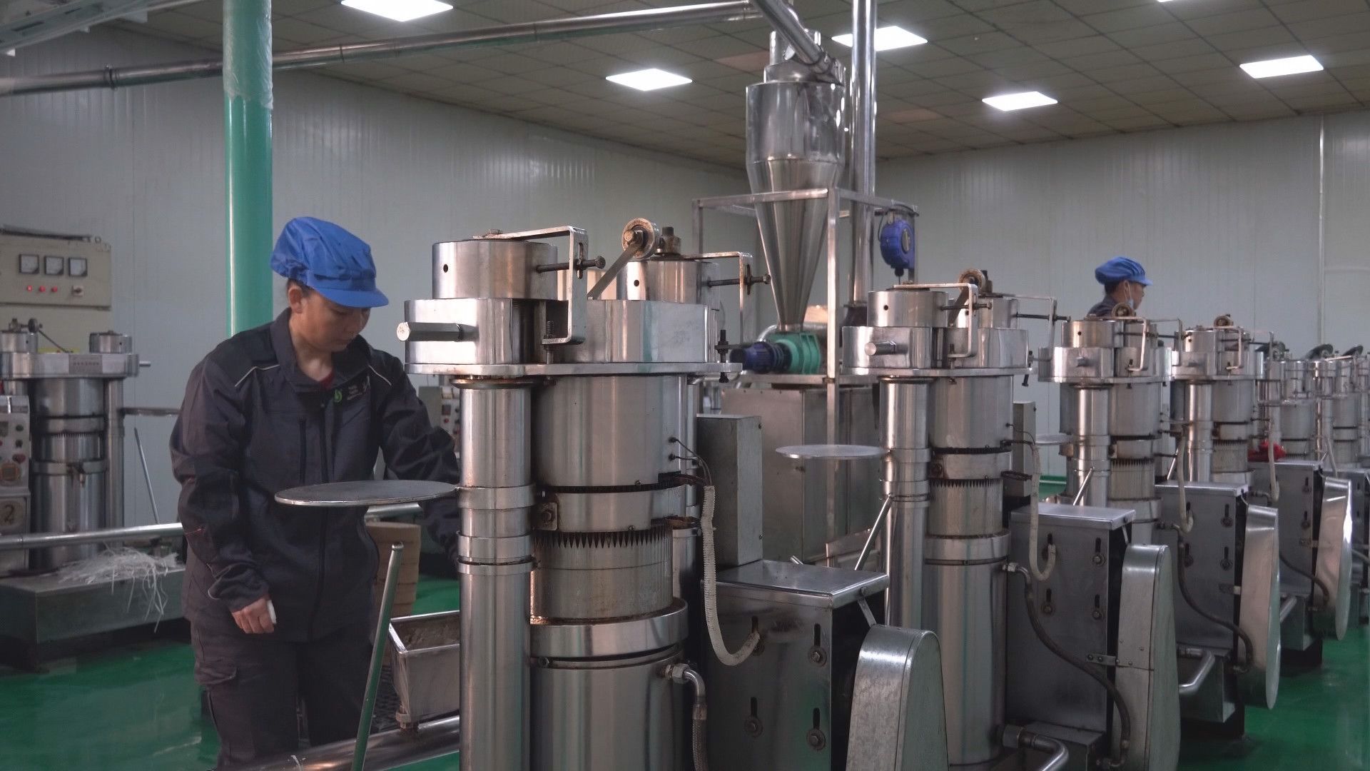 9.2億美元！襄州藥品零售出口領跑全市，外貿成績單璀璨奪目